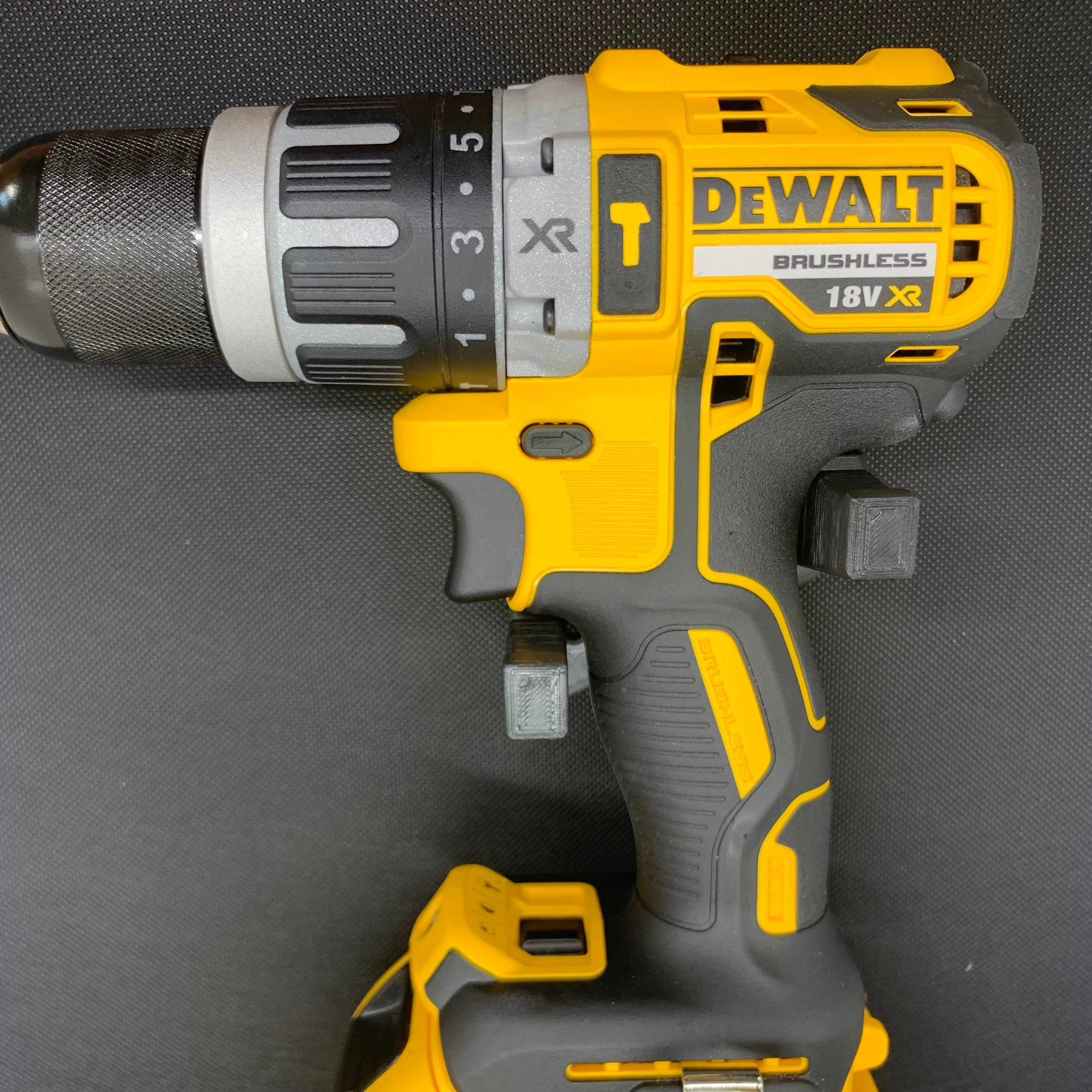 Maschinenhalter Wand Universal